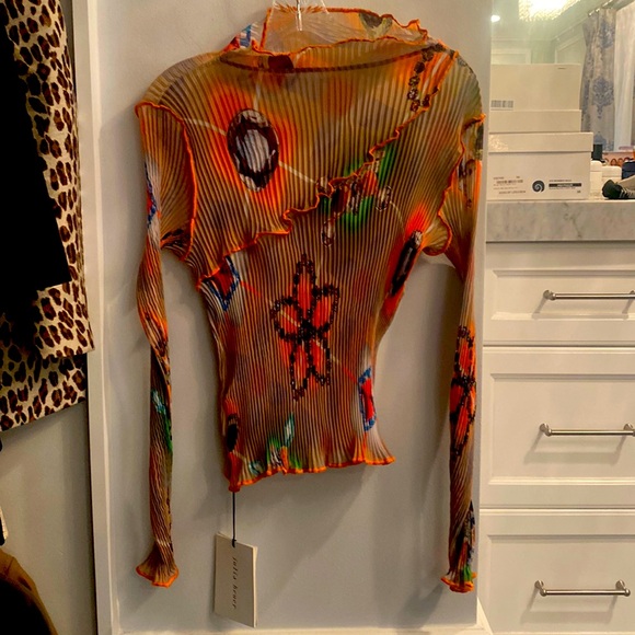 julia heurer Tops - Brand new Julia Heuer top